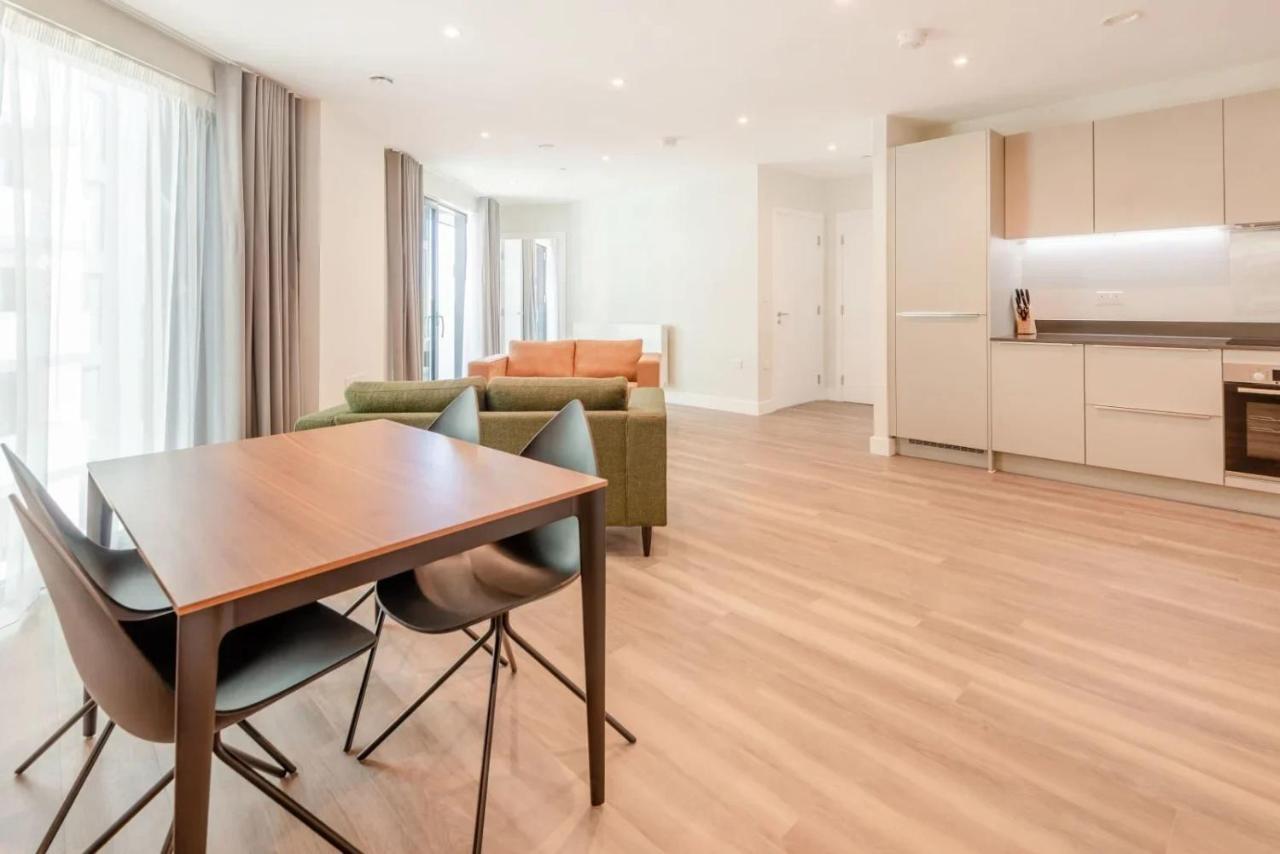 Modern Apartments In Brentford 2 Minutes Walk From Kew Bridge المظهر الخارجي الصورة