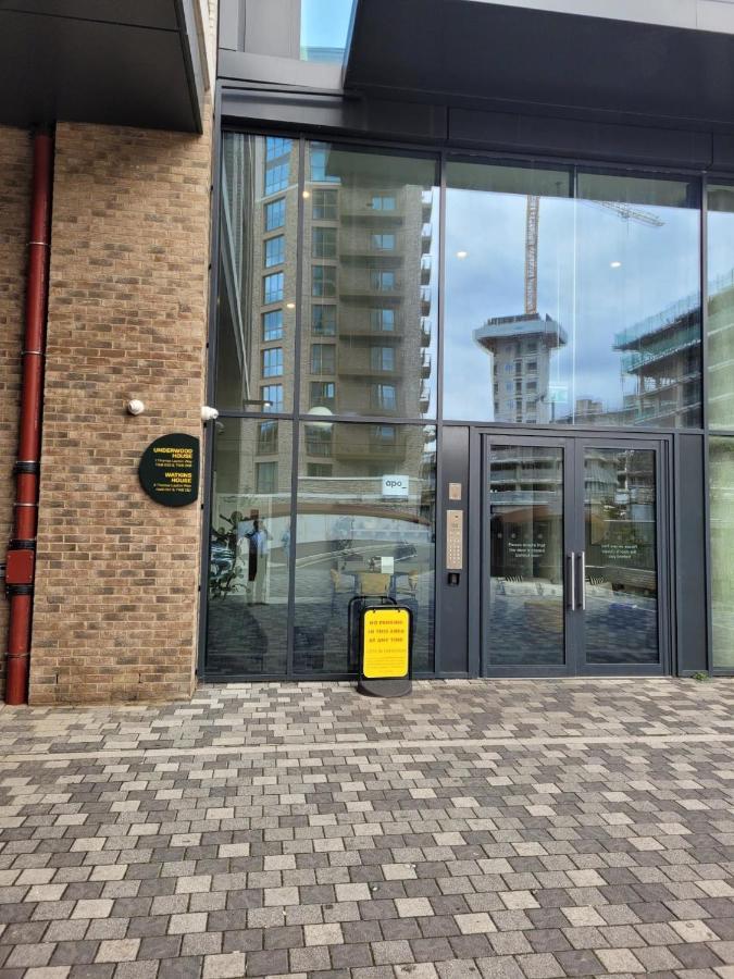 Modern Apartments In Brentford 2 Minutes Walk From Kew Bridge المظهر الخارجي الصورة