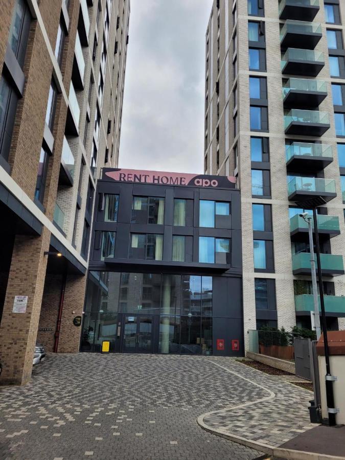 Modern Apartments In Brentford 2 Minutes Walk From Kew Bridge المظهر الخارجي الصورة